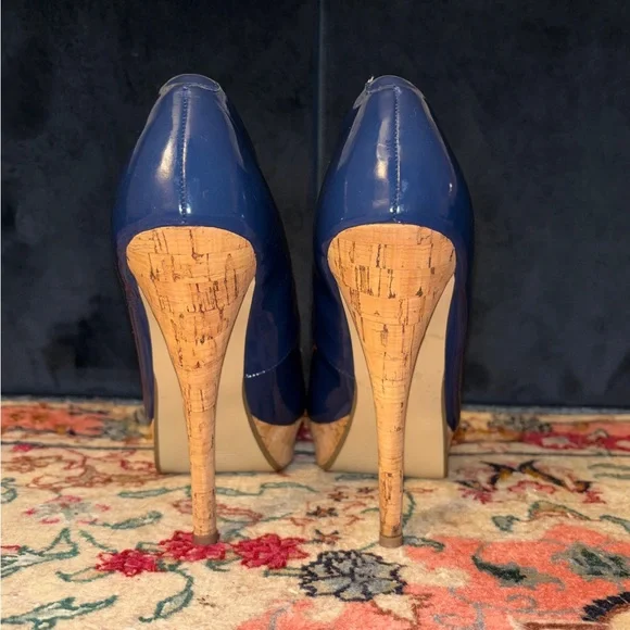 Guess Navy Heels with Cork Accents - Picture 6 of 6